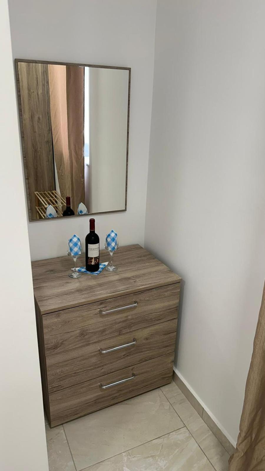 Your Elegant Home Away From Home Shared Apartment Only With Host Zebbug  Luaran gambar