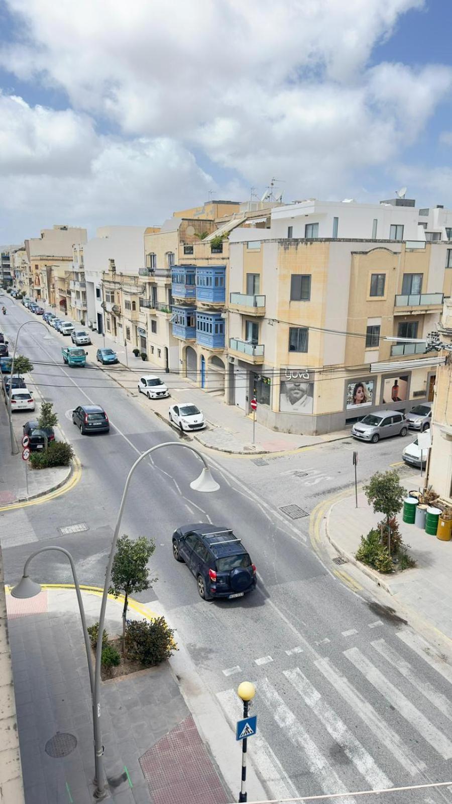 Your Elegant Home Away From Home Shared Apartment Only With Host Zebbug  Luaran gambar